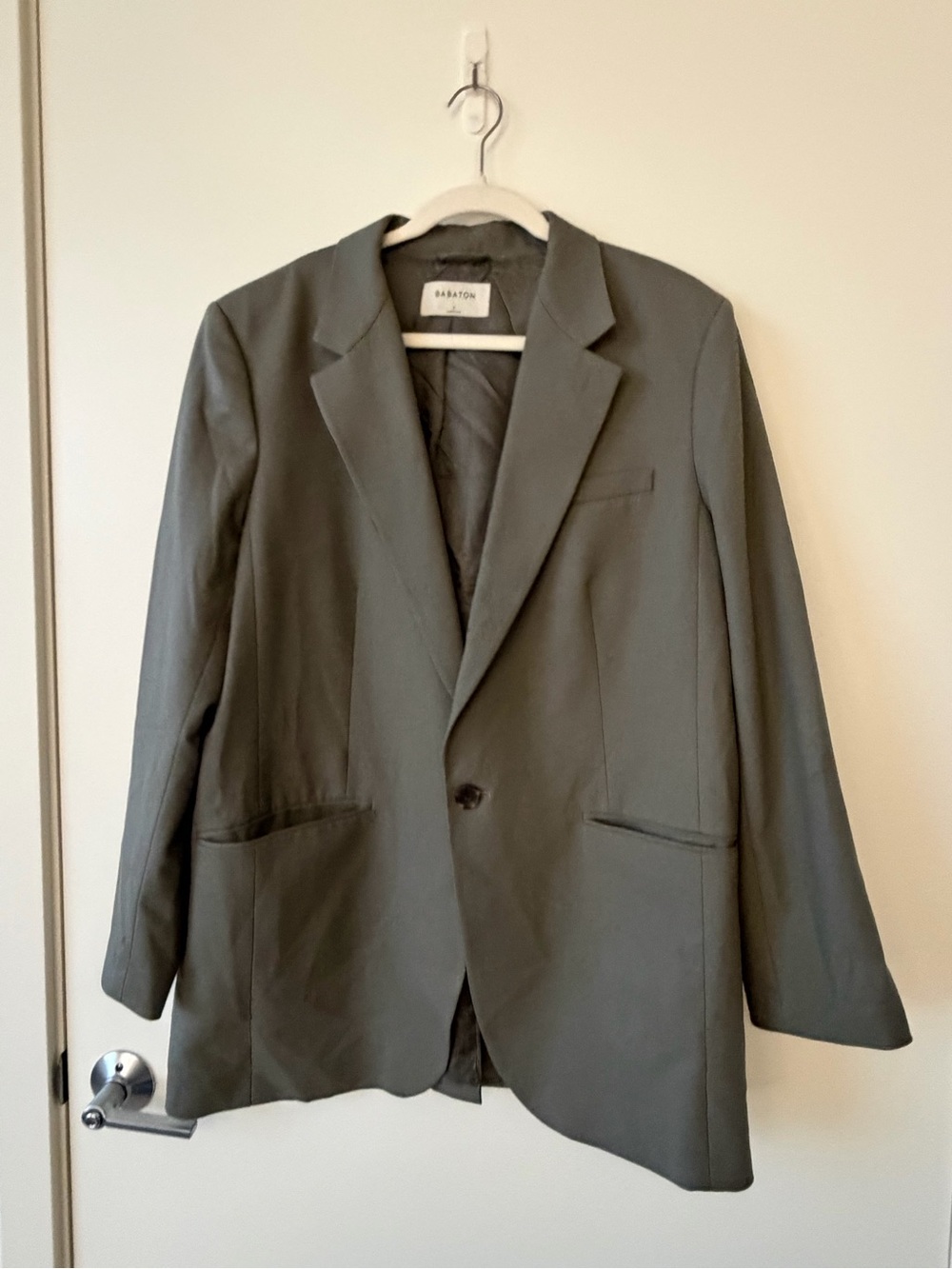 Babaton Olive Single-Button Blazer